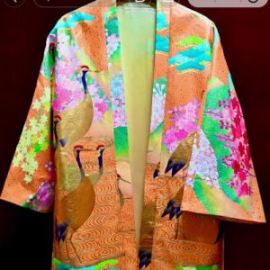 橘黃色仙鶴彩色彩色軟緞長袖外袍 | Yellow Soft Satin Crane Hand-Embroidered Outer Robe