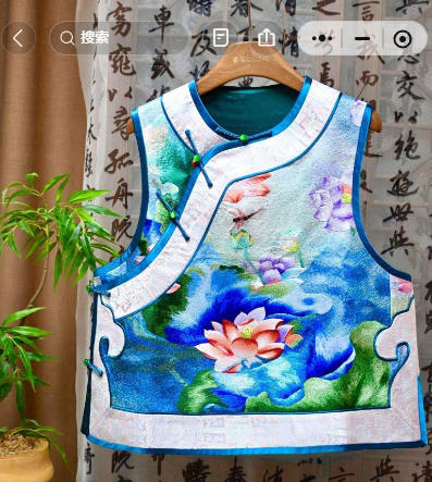 蓝色荷花手绣白色边马甲