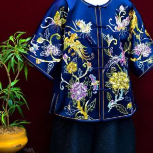 白色軟緞手繡金絲龍紋中式花邊汉服外套 | White Soft Satin Hand-Embroidered Dragon Motif Chinese Floral Jacket