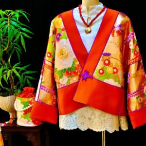 黑色手繡鳳凰金色牡丹花外套 | Black Gold Hand-Embroidered Phoenix Peony Jacket