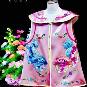 藍色手繡彩色小碎花圓領上衣 | Blue Hand-Embroidered Vest